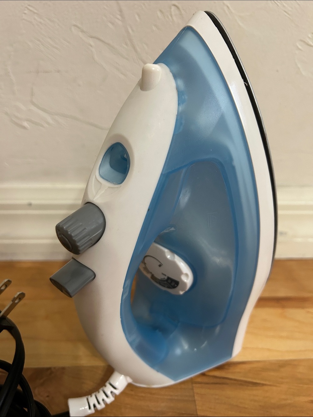 Blue & White Compact Steam Iron by Rival - Picture 4 of 6